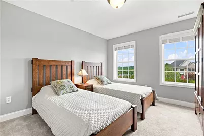 1038 Blackberry Drive, Pittsburgh, PA 15143 - Photo 29