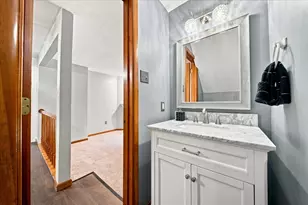109 Spruce Ct, Ross Twp, PA 15229 - Photo 13