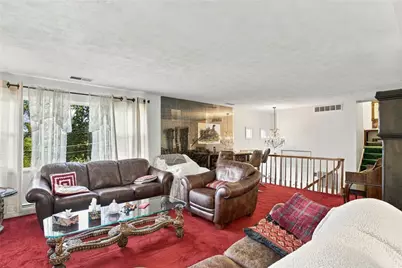 732 Morningstar Dr, Franklin Township, PA 16117 - Photo 7
