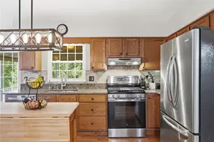 17 Colony Oaks Dr, Pittsburgh, PA 15209 - Photo 15