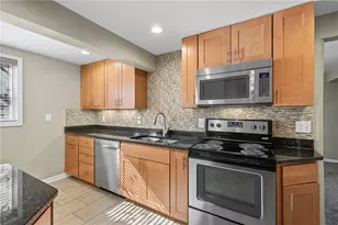 149 Anita Ave, Pittsburgh, PA 15217 - Photo 3