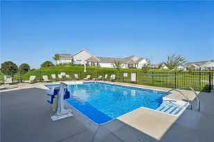 2102 S Links Ave, Center Township, PA 16001 - Photo 7