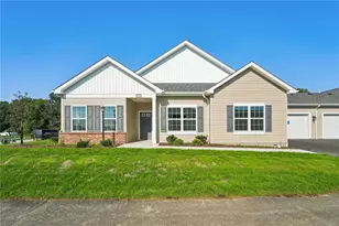 2102 S Links Ave, Center Township, PA 16001 - Photo 1