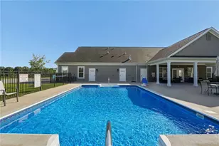 2102 S Links Ave, Center Township, PA 16001 - Photo 9