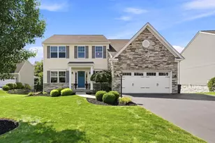 219 Buckingham Dr, Ohio Township, PA 15237 - Photo 1