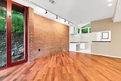 136 Fairfax Rd, Pittsburgh, PA 15221 - Photo 17
