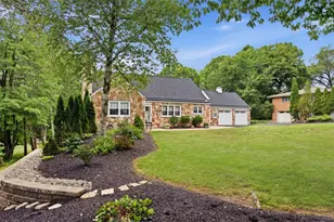 1820 Kent Rd, Pittsburgh, PA 15241 - Photo 1