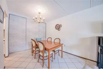5600 Munhall Rd #302, Pittsburgh, PA 15217 - Photo 17