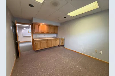 110 S Pittsburgh Street, Connellsville, PA 15425 - Photo 11