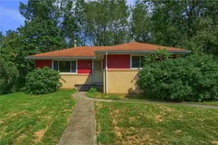 194 Woodridge Dr, Brighton Township, PA 15009 - Photo 9