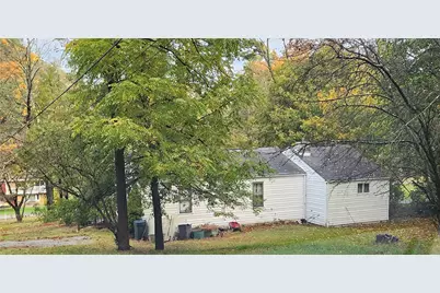 237 Slate Run, Hempfield Township, PA 15601 - Photo 3