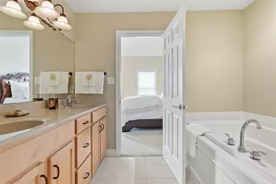 2372 Hilltop Rd, Collier Township, PA 15142 - Photo 23