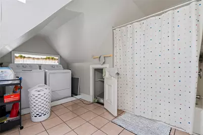 5746 Howe St, Pittsburgh, PA 15232 - Photo 31