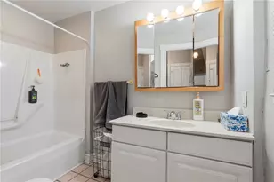 5746 Howe St, Pittsburgh, PA 15232 - Photo 9
