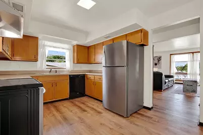 408 Center St, Vanderbilt, PA 15486 - Photo 9