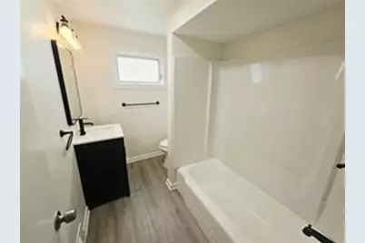334 Caperton St, Pittsburgh, PA 15210 - Photo 17