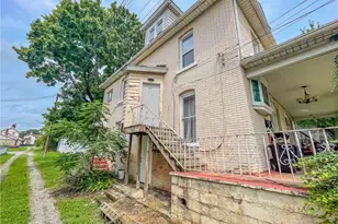 309 Phillips St, New Castle, PA 16101 - Photo 3