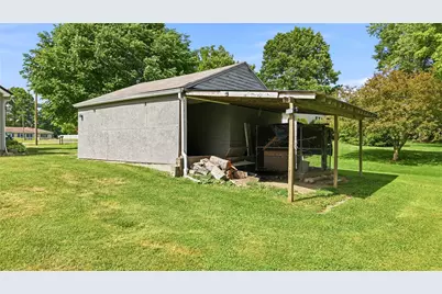 2233 Mercer West Middlesex Rd, Lackawannock Township, PA 16137 - Photo 29