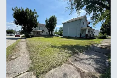 113 Washington Ave, Connellsville, PA 15425 - Photo 1