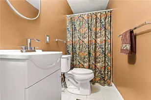 14 Fawnvue Dr, Robinson Twp, PA 15136 - Photo 27