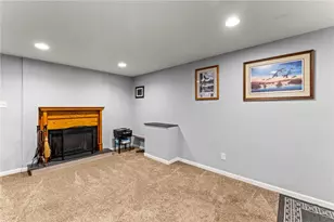 14 Fawnvue Dr, Robinson Twp, PA 15136 - Photo 23