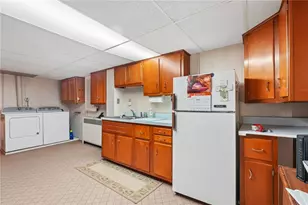 1101 Woodside Ave, Ellwood City, PA 16117 - Photo 35