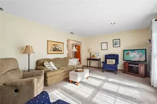 1101 Woodside Ave, Ellwood City, PA 16117 - Photo 11