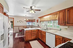 1101 Woodside Ave, Ellwood City, PA 16117 - Photo 17