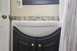 1918 Vermont Ave, West Mifflin, PA 15122 - Photo 29