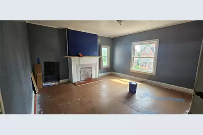 425 E Garfield Ave, New Castle, PA 16105 - Photo 11