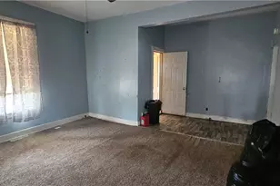 425 E Garfield Ave, New Castle, PA 16105 - Photo 3