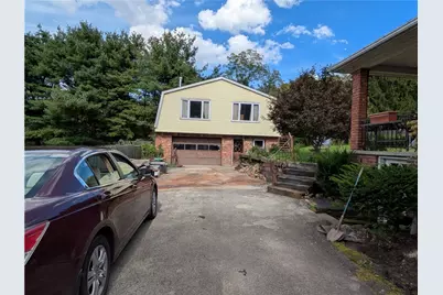 62 Cloverdale, Hempfield Township, PA 15619 - Photo 3