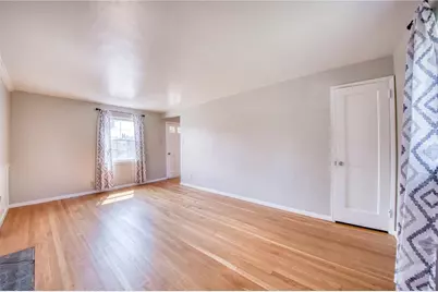 5362 Fieldcrest Dr, Pittsburgh, PA 15236 - Photo 5