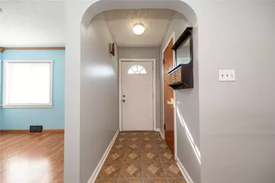 1004 Sunset Blvd, Ellwood City, PA 16117 - Photo 9