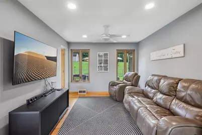 2043 Montour Street Extension, Moon/Crescent Twp, PA 15108 - Photo 9