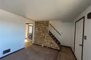 801 Ontario St, Glassport, PA 15045 - Photo 9