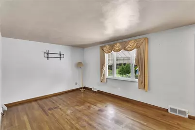 2831 Sageman Ave, Pittsburgh, PA 15226 - Photo 3