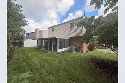 5176 Janie Dr, Pittsburgh, PA 15227 - Photo 19
