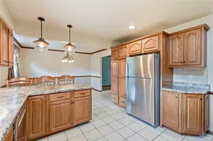 810 15th Ave, Beaver Falls, PA 15010 - Photo 17