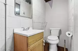810 15th Ave, Beaver Falls, PA 15010 - Photo 31