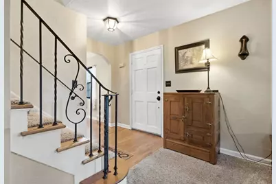 3386 Crestview Drive, Bethel Park, PA 15102 - Photo 3