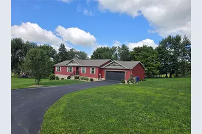 961 Sunset Dr, Center Township, PA 16001 - Photo 3
