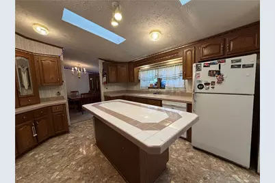 215 Glenford Dr, Chicora Boro, PA 16025 - Photo 15