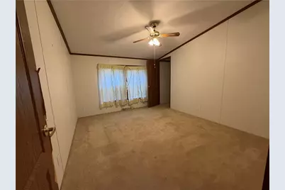 215 Glenford Dr, Chicora Boro, PA 16025 - Photo 35