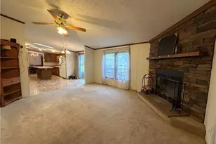 215 Glenford Dr, Chicora Boro, PA 16025 - Photo 25