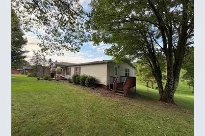 215 Glenford Dr, Chicora Boro, PA 16025 - Photo 3