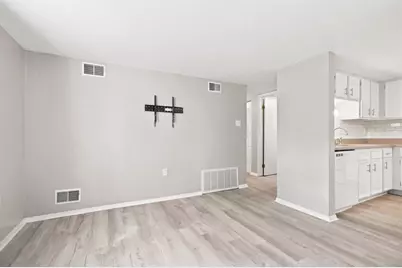 8005 Revere Pl, Hopewell Township, PA 15001 - Photo 11