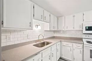 8005 Revere Pl, Hopewell Township, PA 15001 - Photo 9