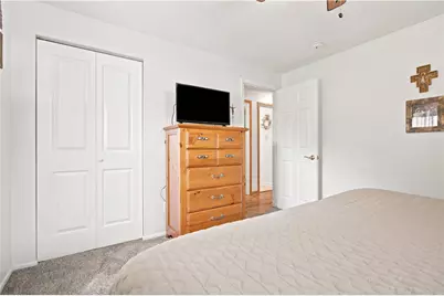 470 Crestview Dr, Pittsburgh, PA 15239 - Photo 11