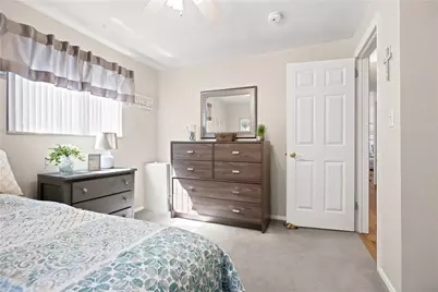 470 Crestview Dr, Pittsburgh, PA 15239 - Photo 13